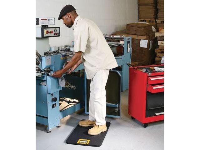 WEARWELL 518 Kneeling Pad, Black, 18' W, 30' L, 7/8' Thick, Vinyl/Nitricell