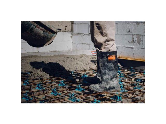 TREDS OVERBOOTS 17852 Overboots, Plain Toe, 17 in Height, Snap Tab Closure,