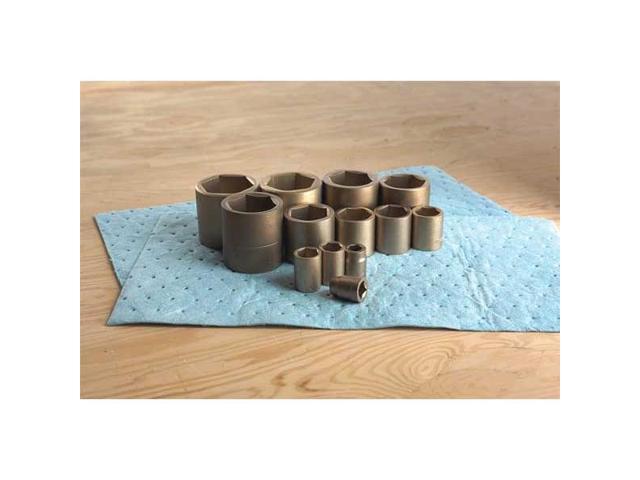 AMPCO SAFETY TOOLS SS-1/2D1-1/8 1/2 in Drive, 1-1/8' SAE Socket, 6 Points,