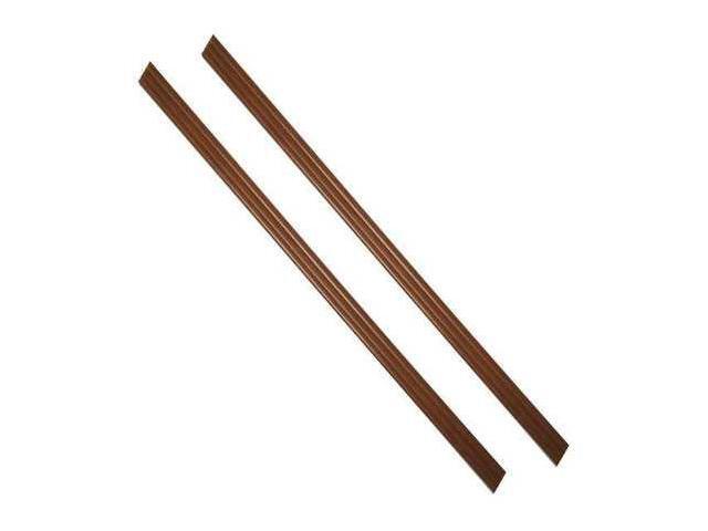 MIRREDGE 55260 1-1/2' W, Wood Grain Strips