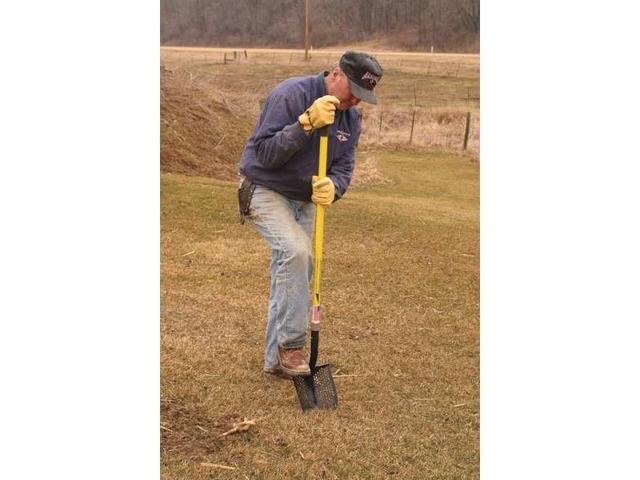 SEYMOUR MIDWEST 49500GR Round Point Mud/Sifting Shovel, 14 ga #2 Blade, Steel