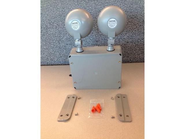 compass cu2wg cu2w series 2 head adjustable wet location led emergency light with grey housing