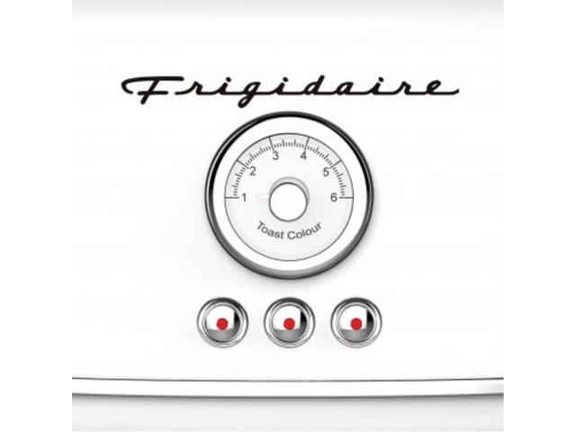 Frigidaire ETO102-WHITE 2-Slice 900-Watt Retro Stainless Steel Toaster (White)