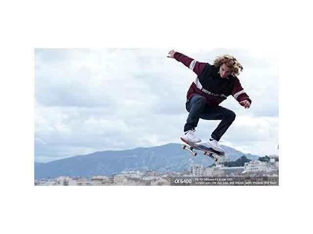 Sony - Alpha 6400 APS-C Mirrorless Camera 4K Video Camera with E 18-135mm f/3.5-5.6 OSS Lens - Black - image 12