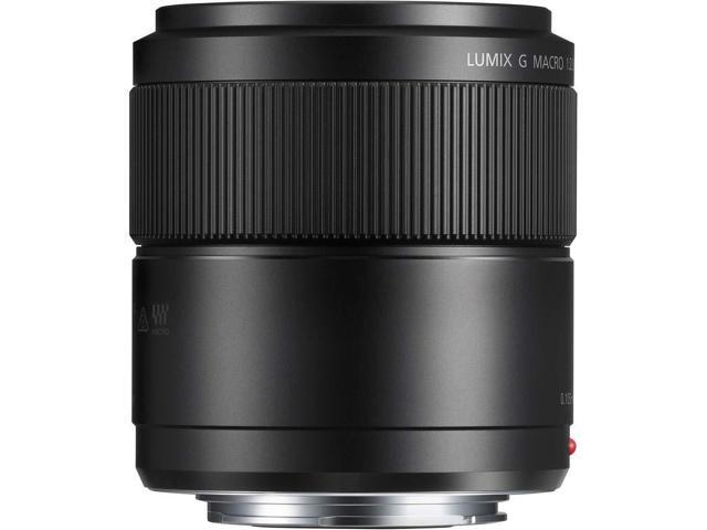 Panasonic 30mm f/2.8 O. I.S. Lens + Deluxe Lens Cleaning Kit