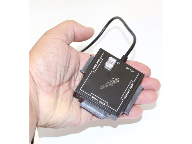 CoolGear Universal Sata Drive Adapter for all SATA Drives with Power Adapter