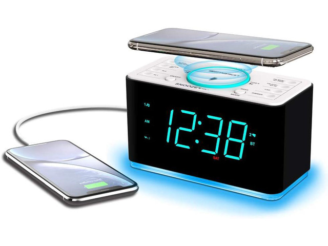 Emerson ER100401 Smartset 15Watt Ultra Fast Wireless Charging Dual Alarm Clock Radio with Bluetooth Speaker, USB Charger, Cyan LED Night Light and...