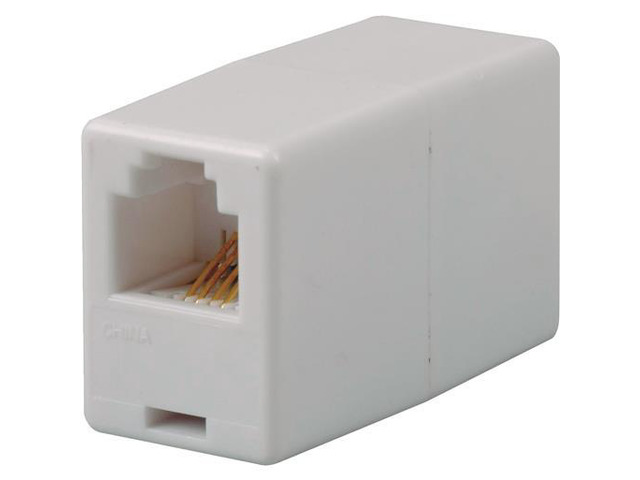 Voxx Accessories Wht Inline Phone Coupler TP262WHR Unit: CARD