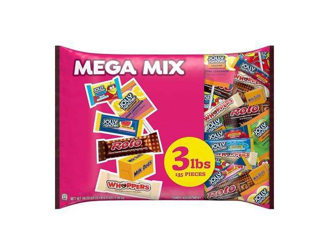 Photos - Bakeware Hershey's Mega Mix Chocolate and Sweets Assortment Variety 48.29 oz. 135 P
