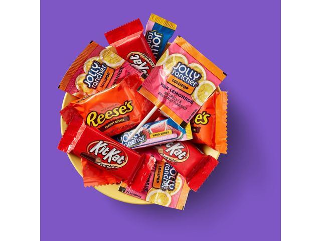 Hershey's JOLLY RANCHER KIT KAT and REESE'S Assorted Flavored Snack Size Candy Party Pack 34.19 oz (HEC93942)