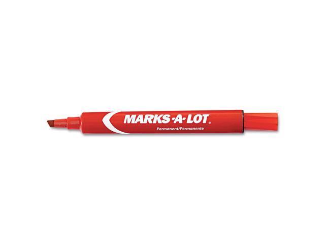 Avery Marks-A-Lot Large Desk-Style Permanent Marker Chisel Tip Red Dozen 08887