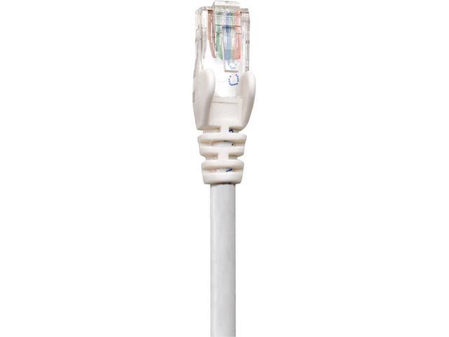 Intellinet Network Cable, Cat5e, UTP, RJ45 Male / RJ45 Male, 3.0 m (10 ft.), White