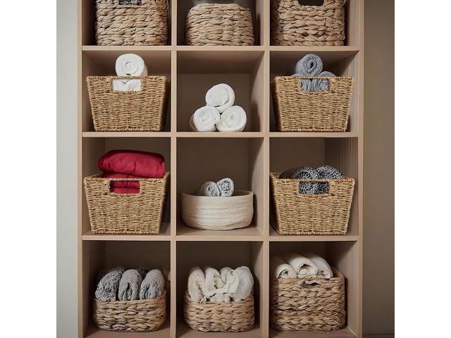 Casafield Set of 4 Seagrass Hyacinth Storage Baskets with Handles - Natural, Woven Storage Bins for Shelves, Blankets, Laundry Organization