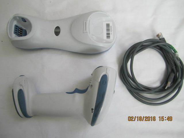 Motorola Symbol DS6878-HC2000BWR Cordless Barcode Scanner and Cradle Bluetooth