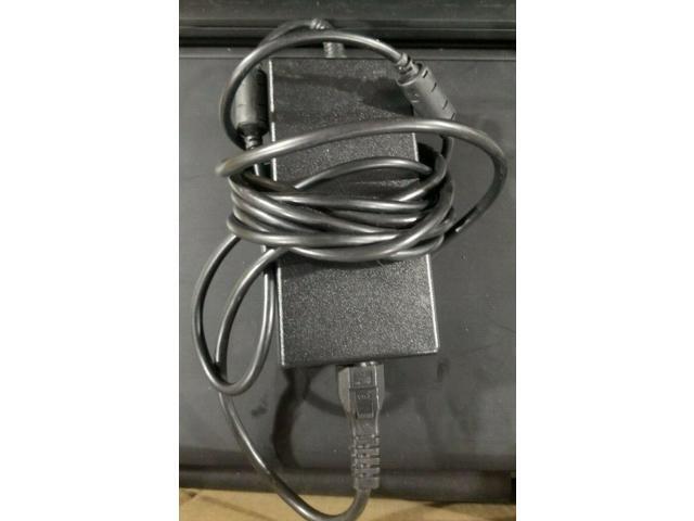 Genuine Dell AC Power Supply Adapter 130W 19.5V 6.7A DA130PE1-00 LA130PM121