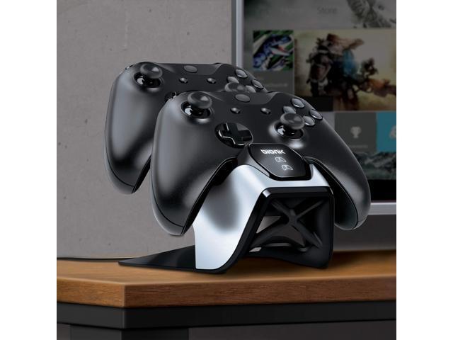 Bionik Power Stand Controllers Charger Dock with 2 Rechargeable Batteries for Xbox One