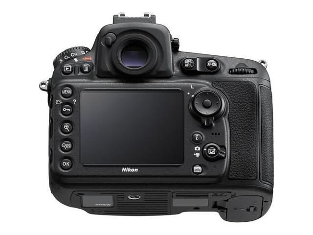 Nikon D810 DSLR Camera (Body Only) (Intl Model) with Cleaning Kit and 64GB SD