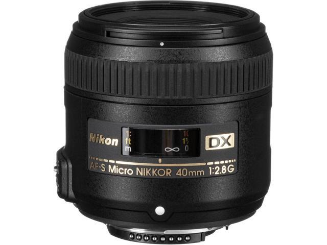 Nikon AF-S DX Micro 40mm f/2.8G Prime Lens (2200) Intl Model Bundle