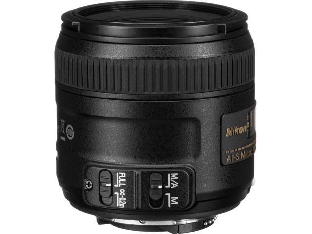 Nikon AF-S DX Micro 40mm f/2.8G Prime Lens (2200) Intl Model Bundle