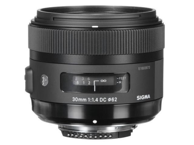Sigma 30mm f/1.4 DC DN Contemporary Lens for Nikon Z Bundle