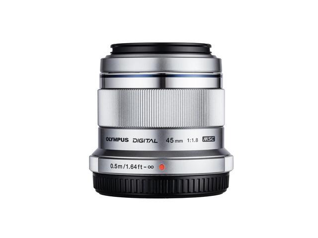 Olympus M. Zuiko Digital 45mm f/1.8 Lens (Silver) Bundle