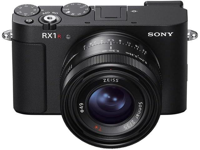 Sony RX1R III Full-Frame Premium Compact Camera Optimized with 61 MP CMOS Sensor, ZEISS Sonnar T* 35mm F2 Lens, BIONZ XR Processor and AI-Based...