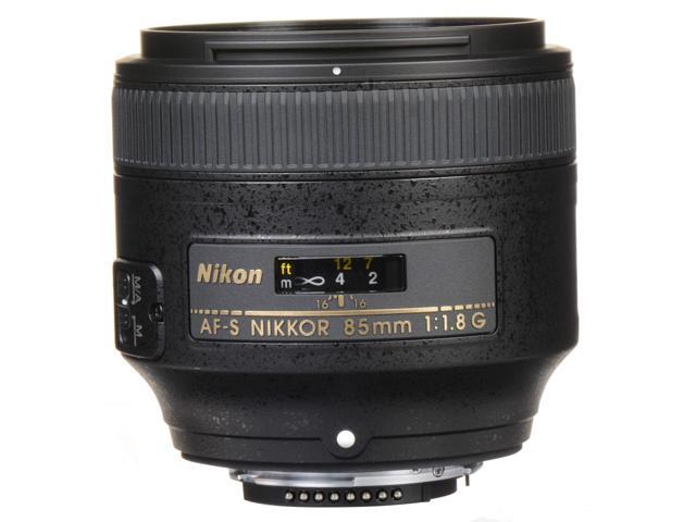 Nikon 85MM f.1.8G AF-S Lens (Intl Model) + Cleaning Kit