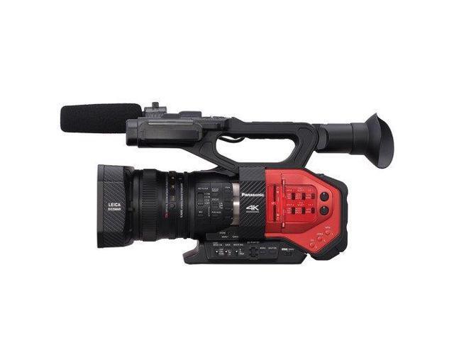 Panasonic AG-DVX200 4K Professional Camcorder with Four Thirds Sensor and Integrated 13x Leica Zoom Lens - Bronze Level Bundle