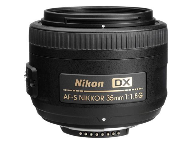 Nikon AF-S DX NIKKOR 35mm f/1.8G Lens + Cleaning Kit