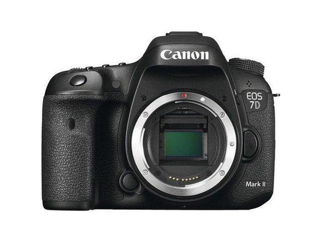 Canon EOS 7D Mark II DSLR Camera (Intl Model) (9128B002) - Starter Bundle