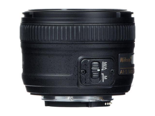 Nikon AF-S NIKKOR 50mm f/1.8G Camera Lens (Intl Model) + 3 Pcs Filter Kit + Cleaning Kit