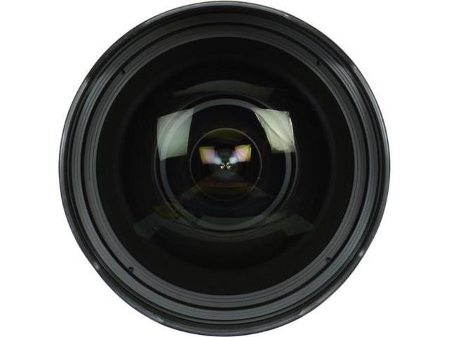 Canon EF 11-24mm f/4 L USM Lens Bundle
