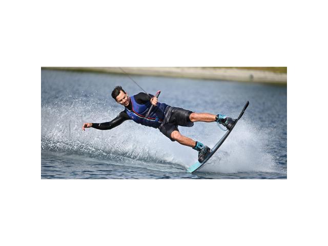 NIKKOR Z 70-200mm f/2.8 VR S Optical Telephoto Zoom Lens for Nikon Z Cameras - Black - image 6