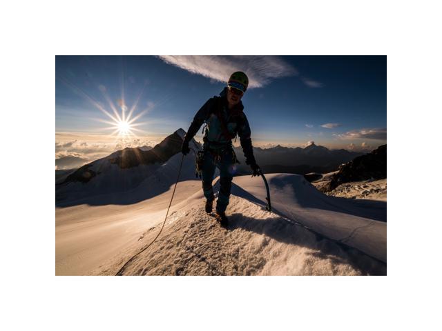 XF10-24mmF4 R OIS WR Lens for Fujifilm DSLR - Black - image 5