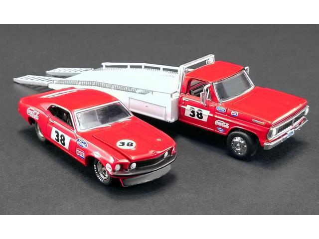 Ford F-350 Ramp Truck #38 & 1969 Ford Mustang T/A #38 Coca-Cola Allan Moffat 1/64 Diecast Model Cars Greenlight for ACME