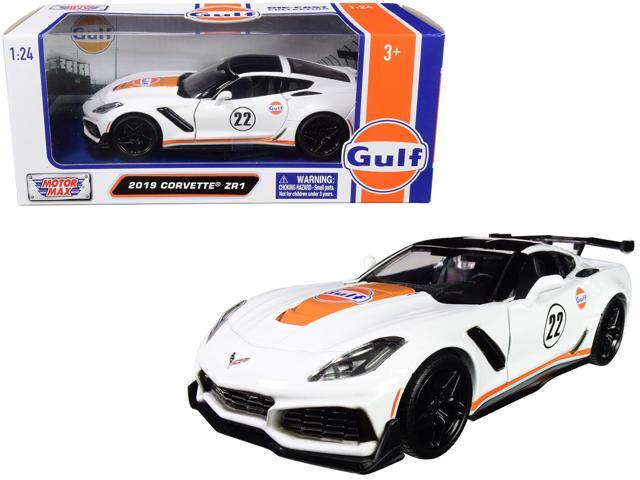 2019 Chevrolet Corvette ZR1 #22 'Gulf Oil' White with Orange Stripes and Black Top 1/24 Diecast Model Car by Motormax