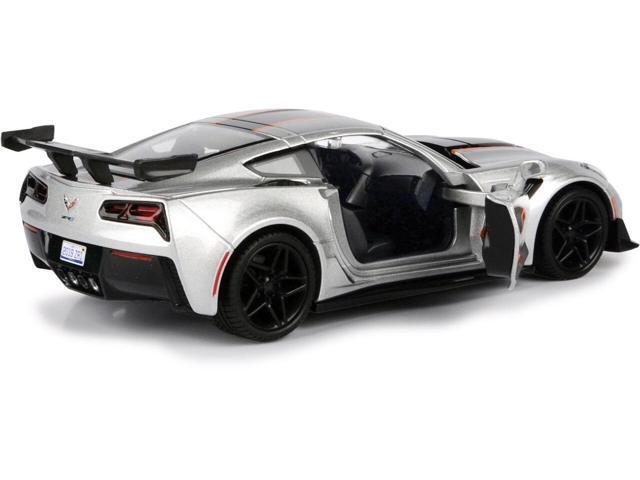2019 Chevrolet Corvette ZR1 #2 Silver with Black and Orange Stripes 'GT Racing' Series 1/24 Diecast Model Car by Motormax