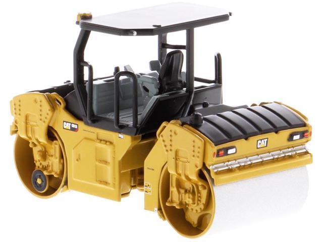 CAT Caterpillar CB-13 Tandem Vibratory Roller with ROPS 'Play & Collect!' Series 1/64 Diecast Model by Diecast Masters