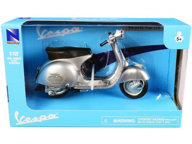 Vespa 150 GS Silver Metallic 1/12 Diecast Motorcycle Model by New Ray