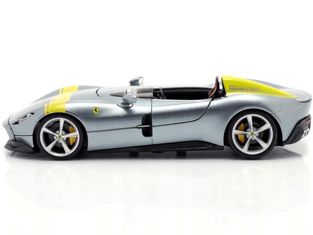 Ferrari Monza SP1 Silver Metallic with Yellow Stripes 1/24 Diecast Model Car by Bburago