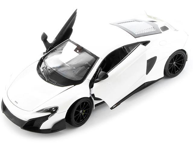 McLaren 675LT Coupe White 1/24-1/27 Diecast Model Car by Welly