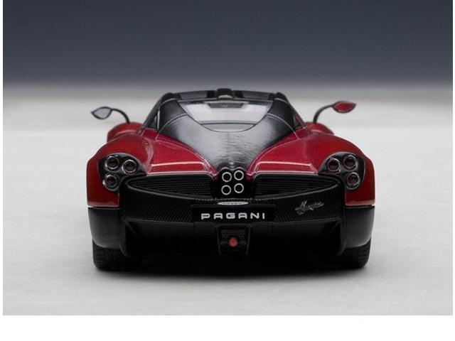 Pagani Huayra Metallic Red 1/43 Diecast Model Car by Autoart