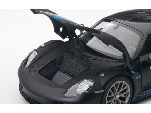 Porsche 918 Spyder Weissach Package Black/ Martini Livery #15 1/18 Model Car by Autoart