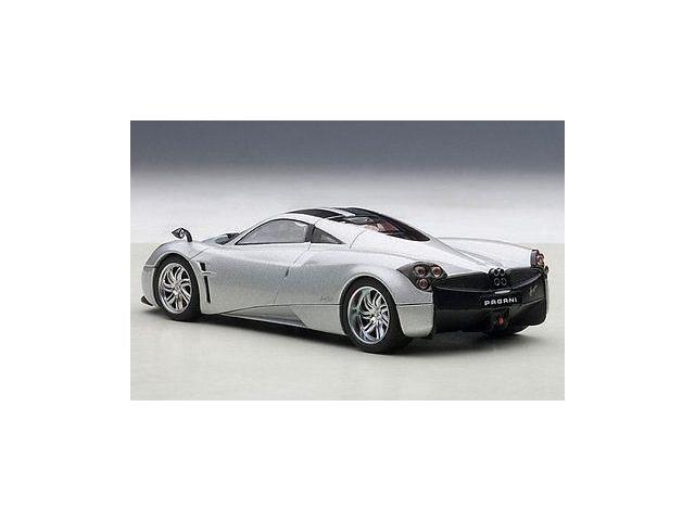 Pagani Huayra Metallic Silver 1/43 Diecast Model Car by Autoart
