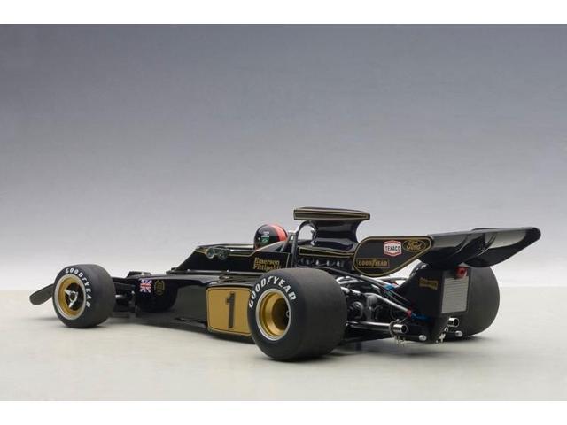 Lotus 72E 1973 Emerson Fittipaldi #1 with Driver Figure in Cockpit 1/18 Model Car by Autoart