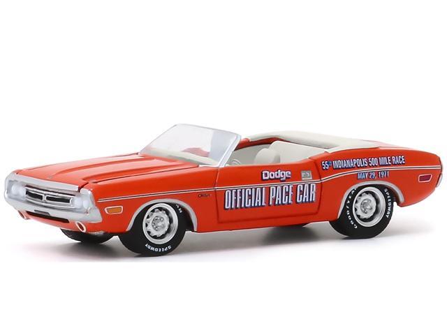 1971 Dodge Challenger Convertible Official Pace Car Orange '55th Indianapolis 500 Mile Race' 'Hobby Exclusive' 1/64 Diecast Model Car by Greenlight