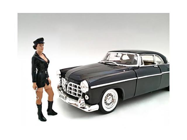 'Costume Babes' 4 Piece Figure Set For 1:24 Scale Models by American Diorama