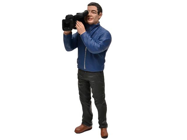 Camera Man Figurine I 'Camera Crew' for 1/18 Scale Models by American Diorama