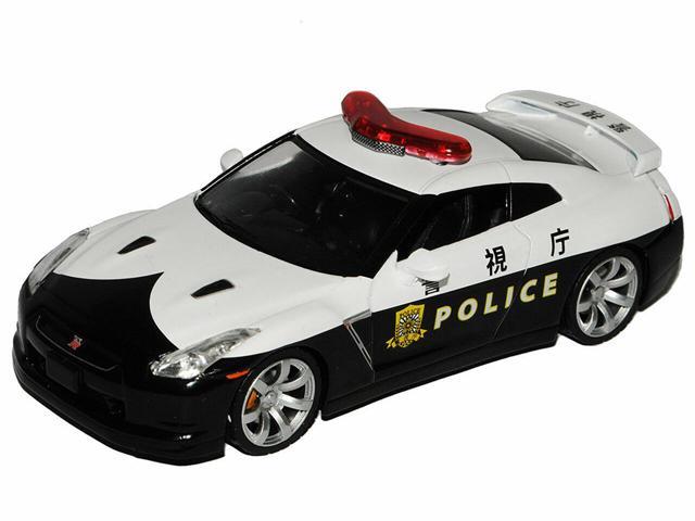 2015 Nissan GT-R (R35) Police Car 1/43 Diecast Model Car by Greenlight