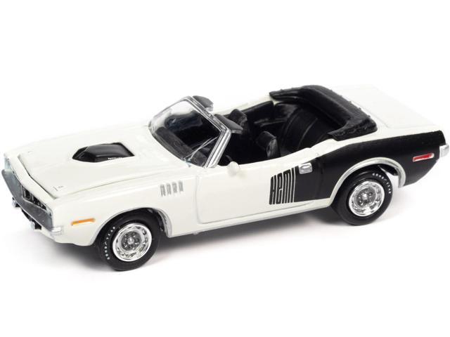 1971 Plymouth Barracuda Convertible Sno White with Black Hemi Side Billboards 'Class of 1971' Limited Edition to 7418 pieces Worldwide 'Muscle Cars...